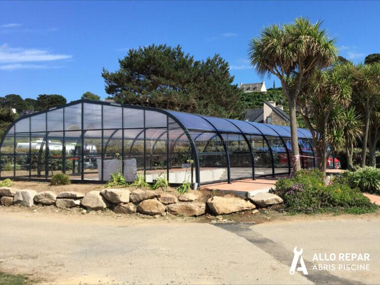 Après réparation abri piscine endommagé par la grêle - Allo Repar Abris Piscine